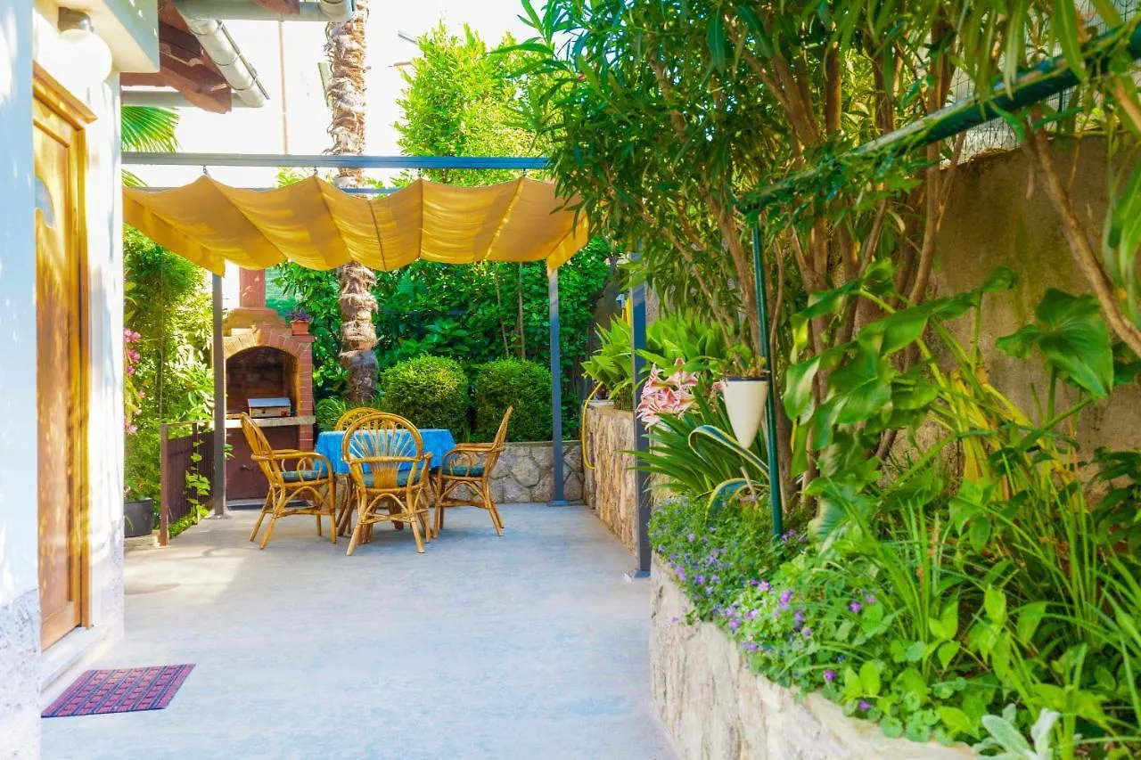 Apartment Hana Ičići كرواتيا